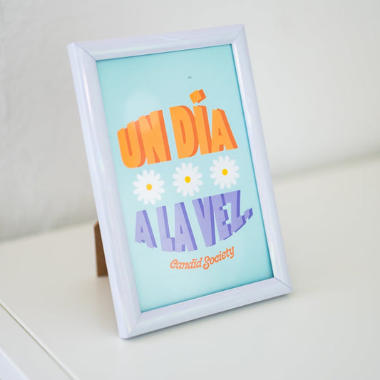 Un día a la Vez (tres flores) - Print Enmarcado 4X6