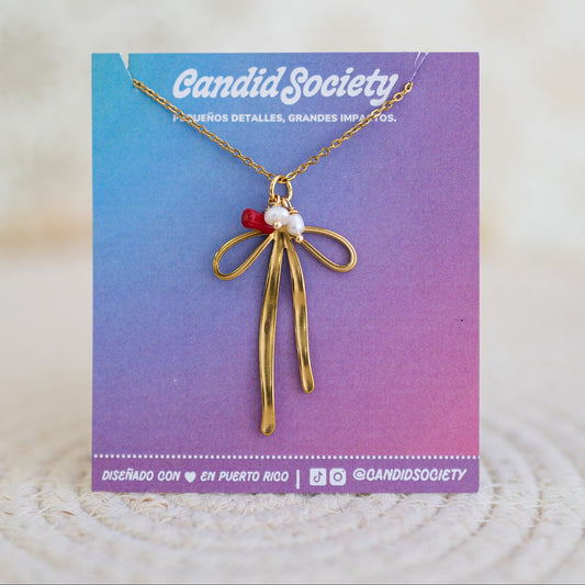 ⭐ Collar Lazo Dorado – Rojo y Perlado