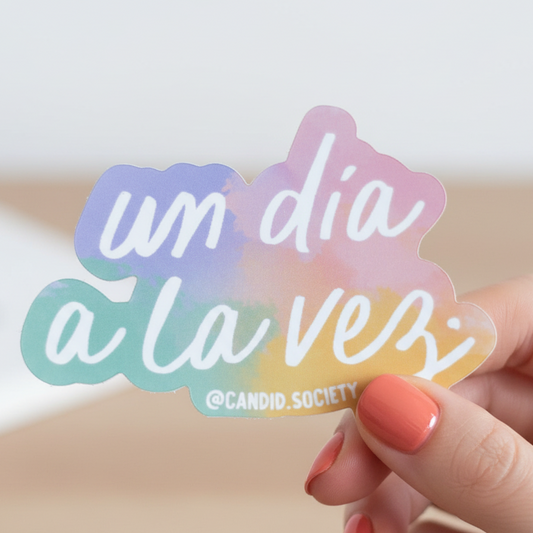 19 - Un día a la vez - Premium Sticker