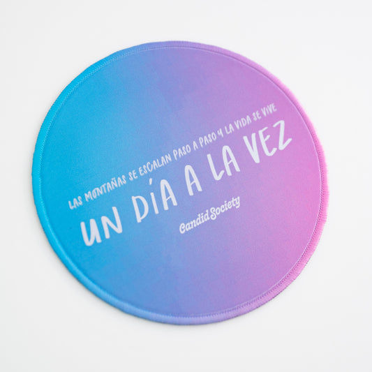 Un día a la Vez (Montañas) - Mouse Pad