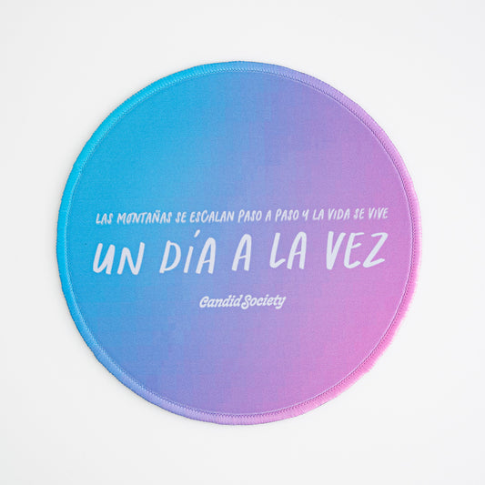 Un día a la Vez (Montañas) - Mouse Pad