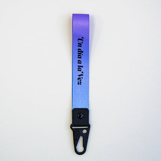 Un día a la Vez- Wrist Keychain 2