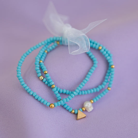 Set de Pulseras Turquesa con Detalles Dorados (3 piezas)